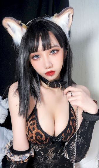 欧美黑人啪啪巨大三根一起进_免费手机观看